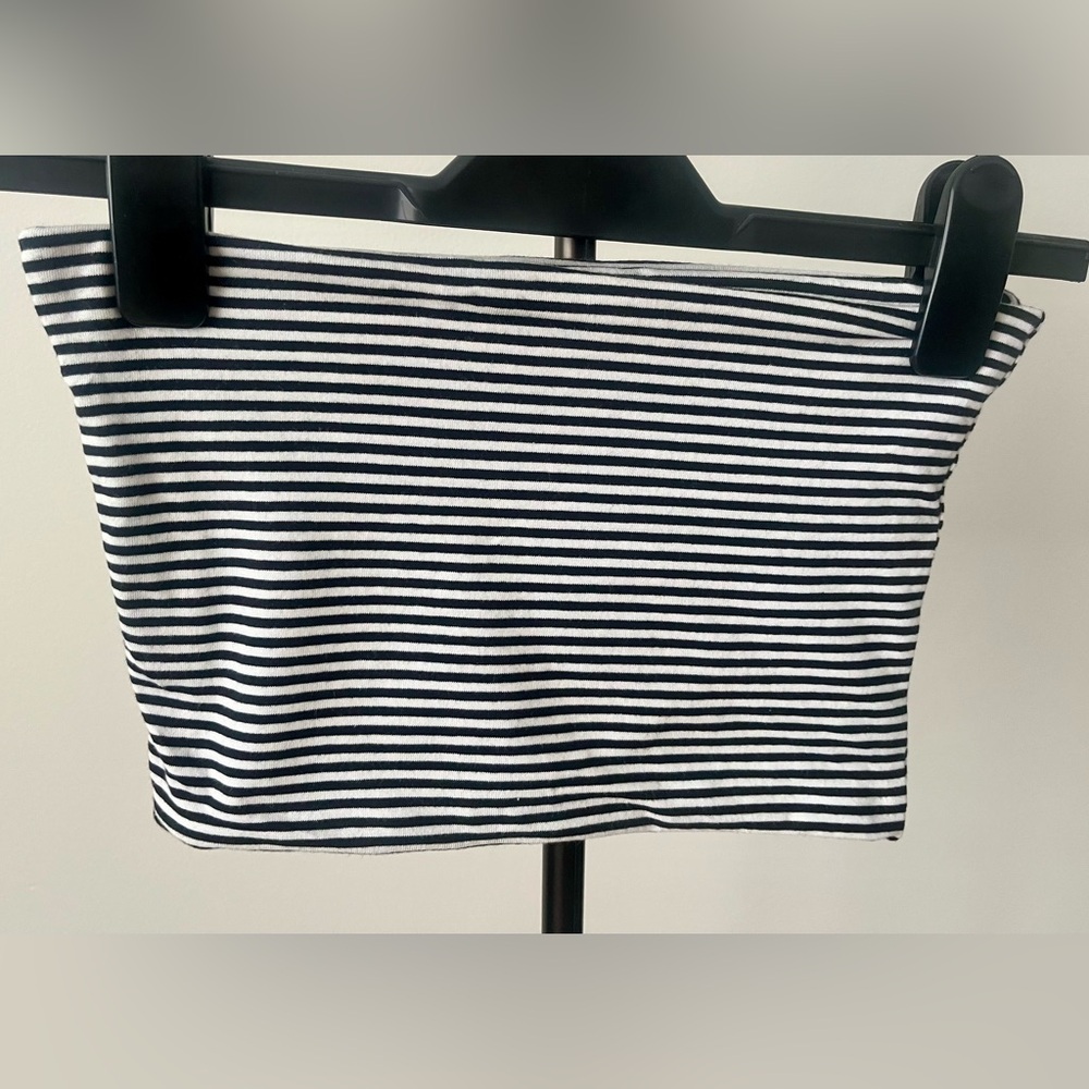 2/$15 Topshop Striped Tube Top ☀️💛 US 6
